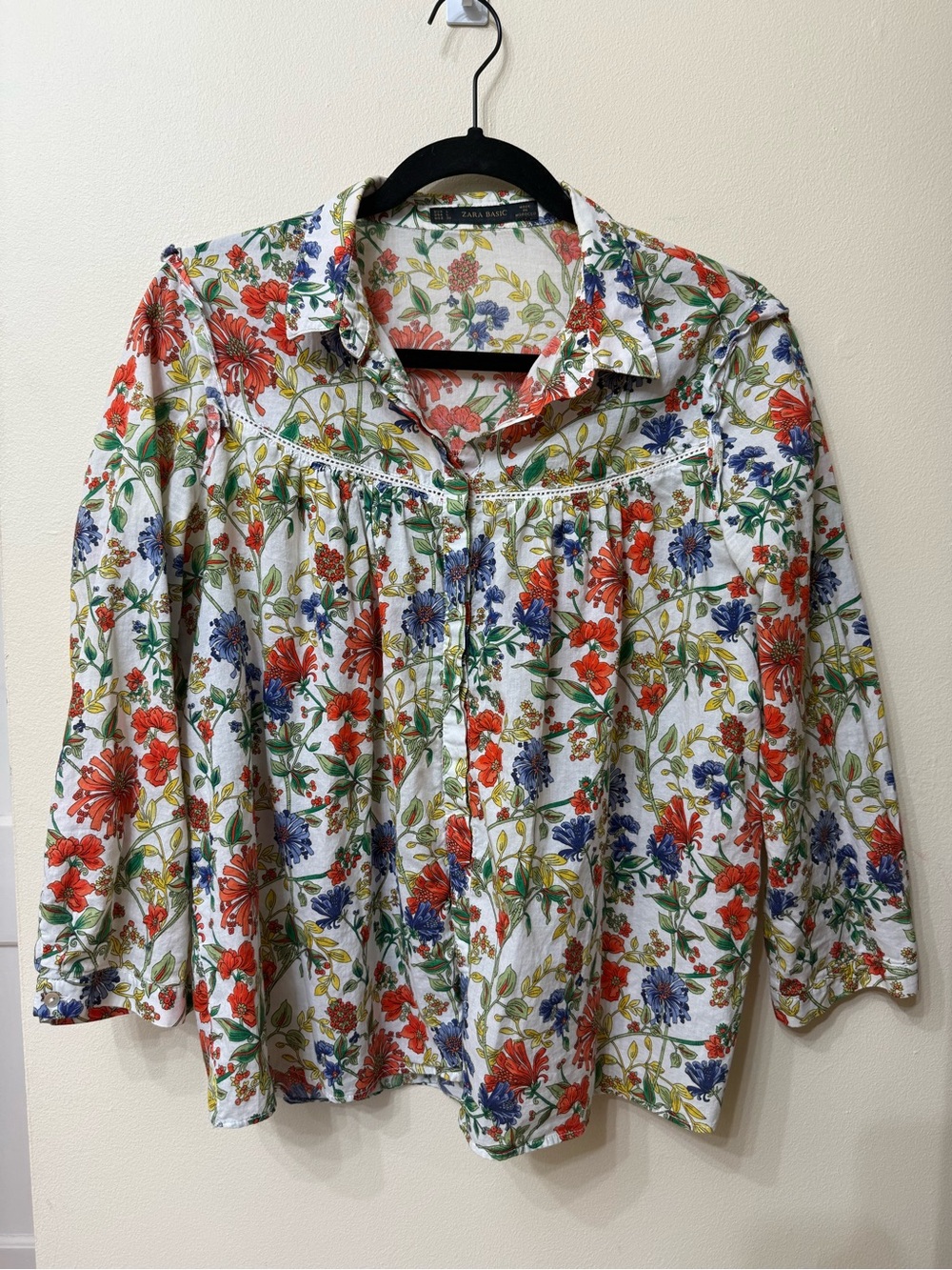 Delicate Floral Button Front Blouse Lace Ruffle Trim Boho Peasant Relaxed Fit